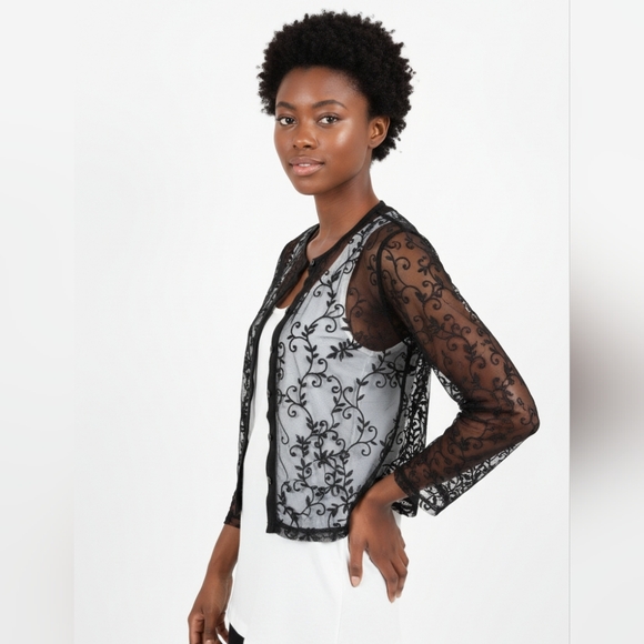 Women blouse - Picture 8 of 10